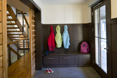 هل تحتاج إلى دهليز في المنزل: حلول بسيطة للراحة والدفء (135 + صور). نجعل مساحة إضافية بأيديهم