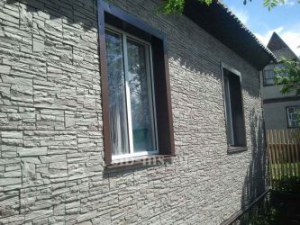 Ground siding: Material features. 180+ (Photo) do-it-yourself exterior trim (stone, plastic, wood)