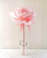 Como fazer flores de papel ondulado com doces com as próprias mãos? Master class +75 Fotos de buquês de luxo