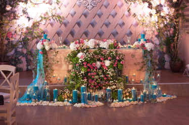 Decoratie voor de trouwzaal (175+ foto's): details die als eerste moeten worden beschouwd